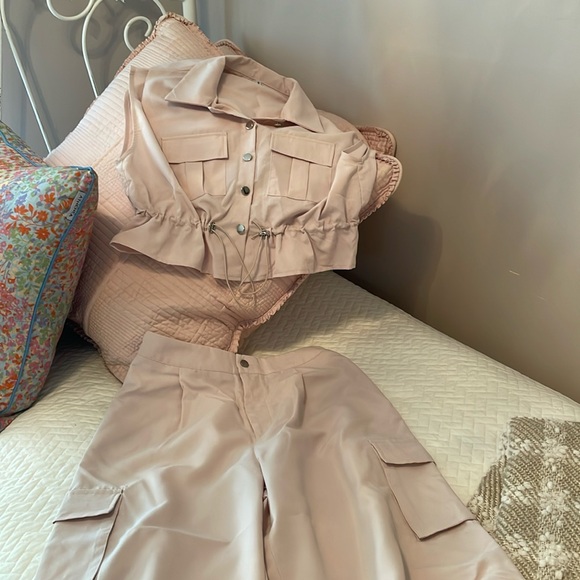 2piece Outfit - Picture 1 of 10